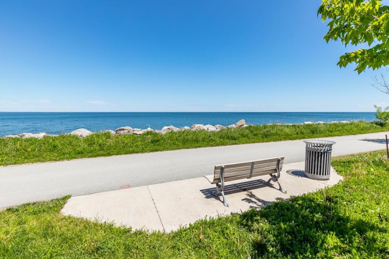 Modern Hamilton Homes Lake Ontario Shore By Globalstay Екстериор снимка