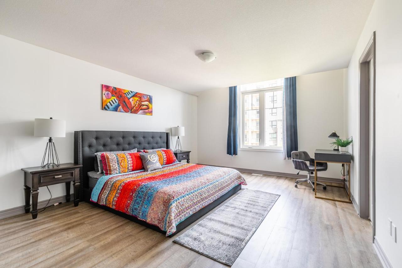 Modern Hamilton Homes Lake Ontario Shore By Globalstay Екстериор снимка