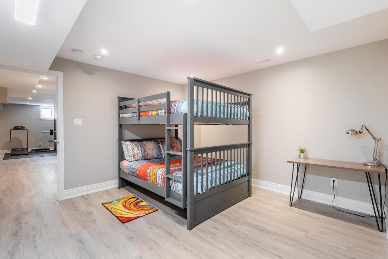 Modern Hamilton Homes Lake Ontario Shore By Globalstay Екстериор снимка