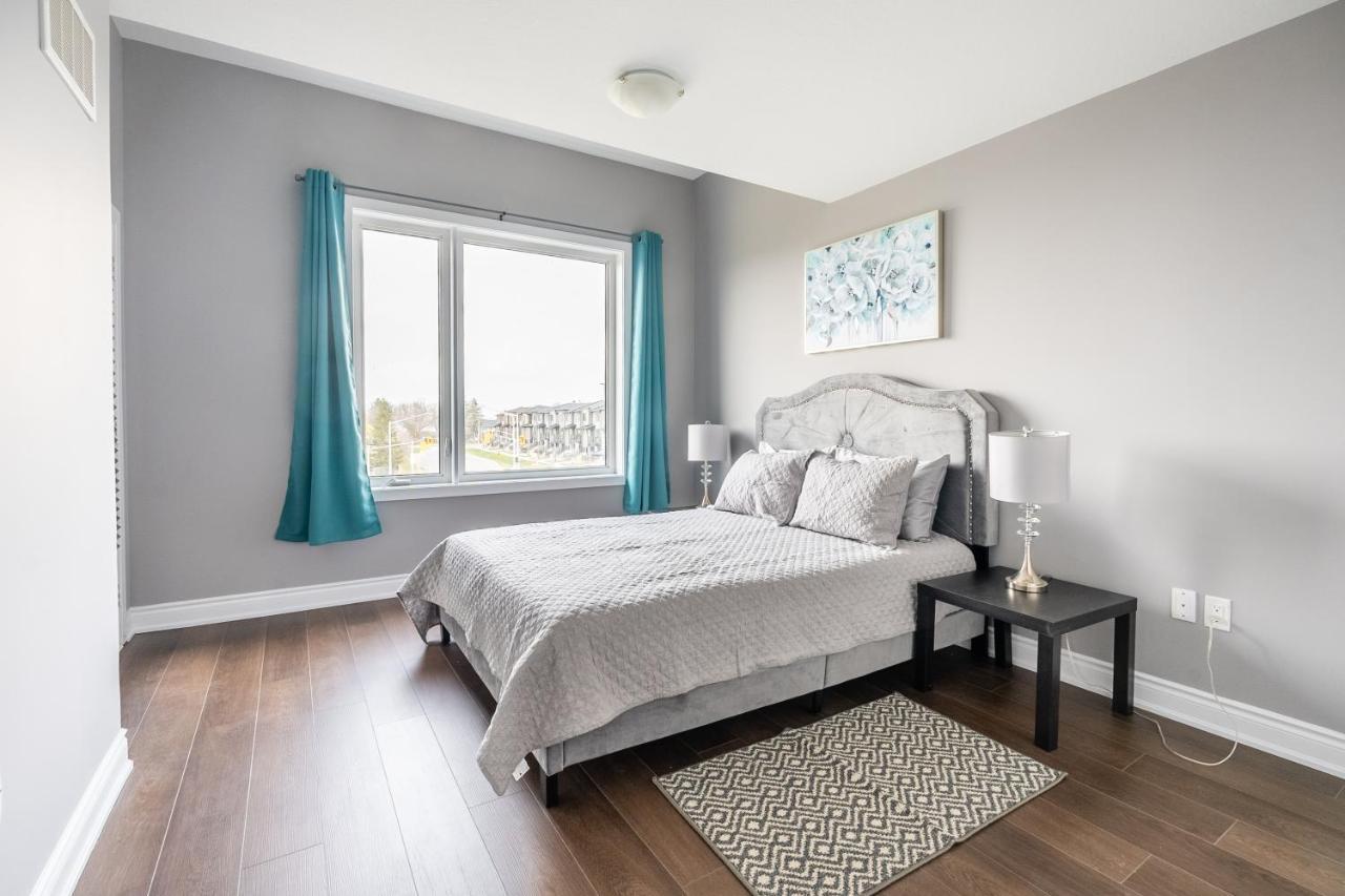 Modern Hamilton Homes Lake Ontario Shore By Globalstay Екстериор снимка