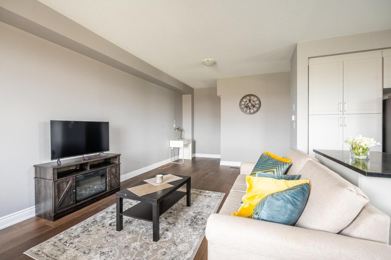 Modern Hamilton Homes Lake Ontario Shore By Globalstay Екстериор снимка