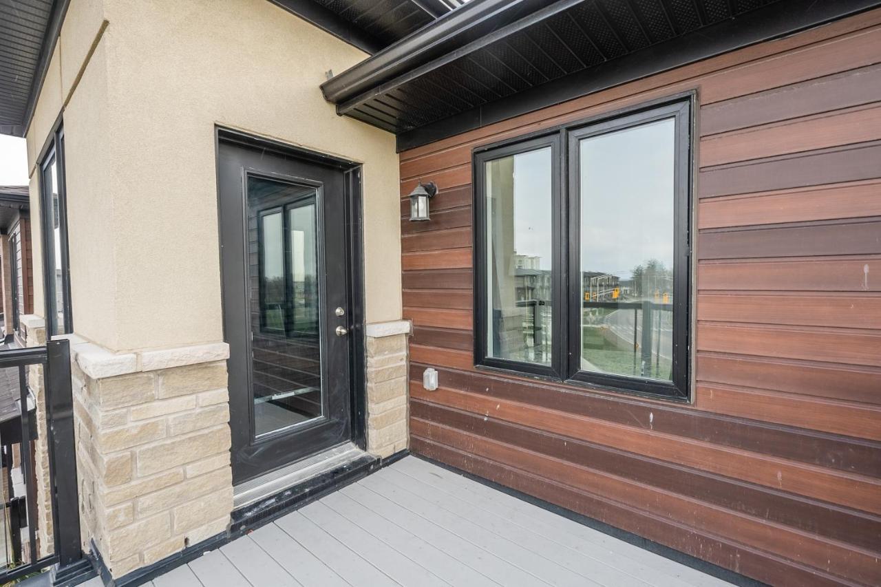 Modern Hamilton Homes Lake Ontario Shore By Globalstay Екстериор снимка